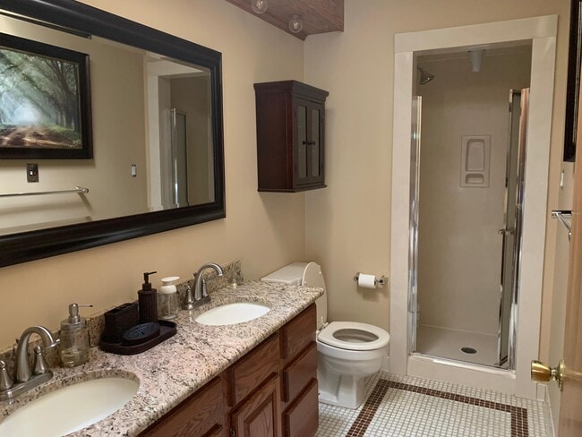 Building Photo - 3275 Chickering Ln