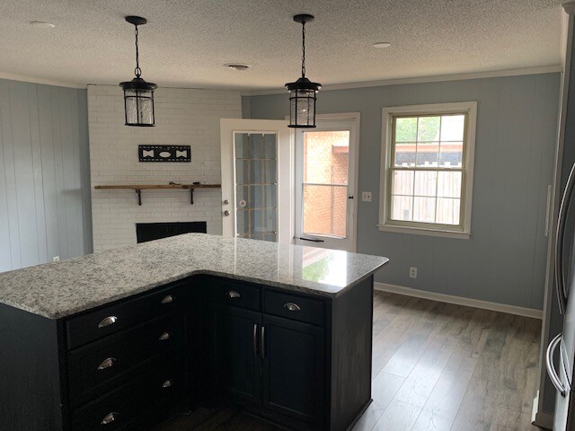 Building Photo - 4001 Anderson Rd