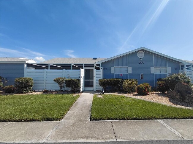 Primary Photo - 3300 Loveland Blvd