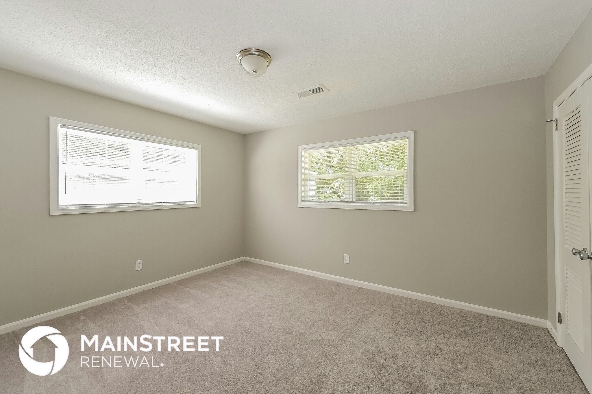 Building Photo - 960 5th St