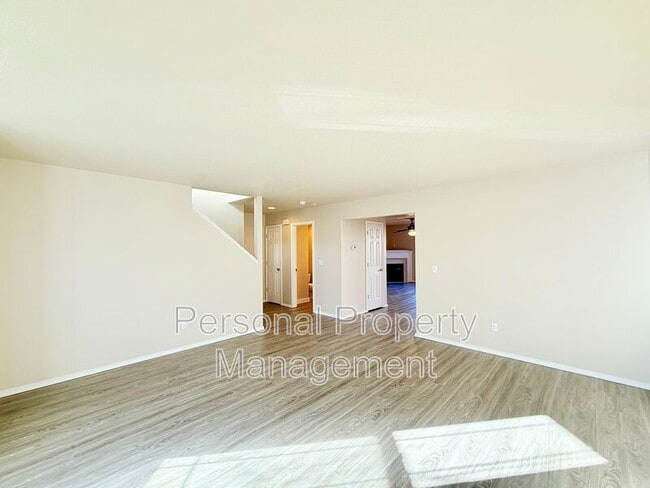 Building Photo - 16524 NE 19th St