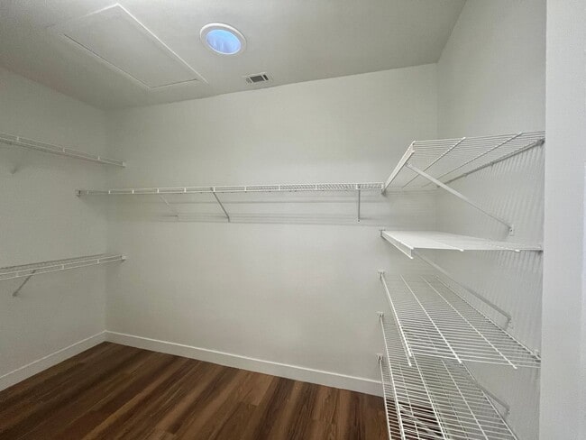 Building Photo - 2470 sq ft, remodeled single story, hard to find 5 bed, 2.5 bath, 2 car garage in guard gated Sta...