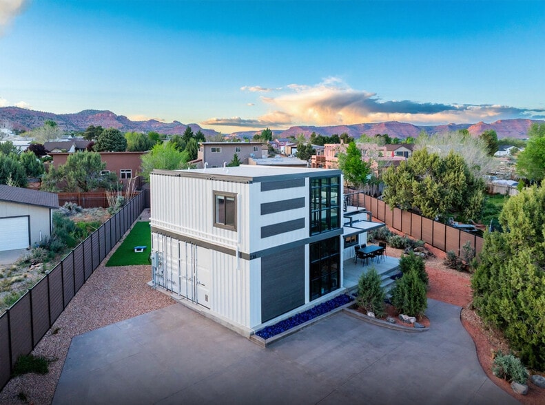 Building Photo - 736 W Rider Dr