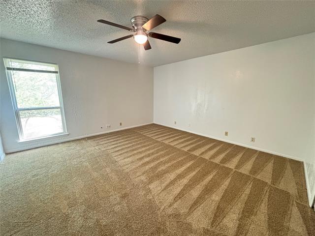 Building Photo - 2426 N Graham Dr