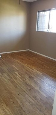 Building Photo - 754 E 84th St