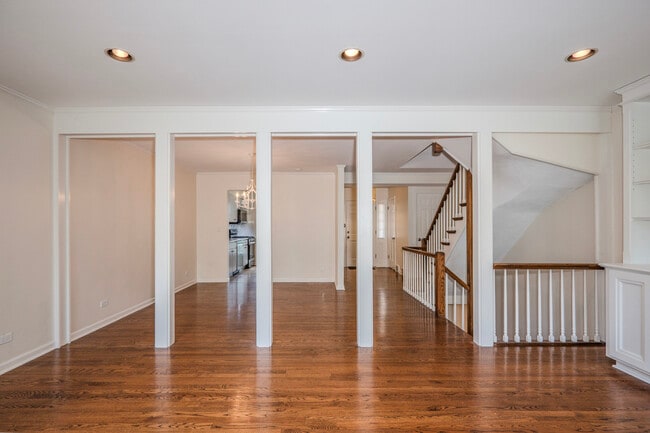 Building Photo - 3036 Highland Ave