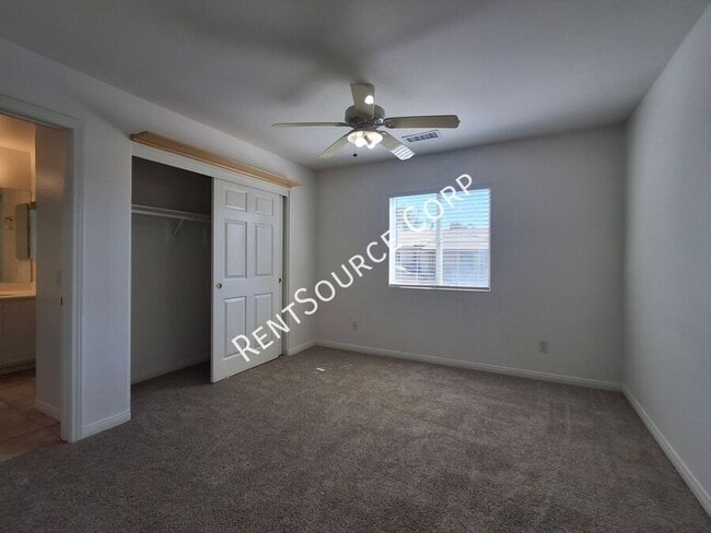 Building Photo - 24339 Alyssum Pl