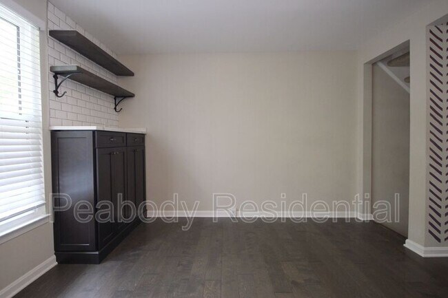 Building Photo - 11916 Fieldthorn Ct