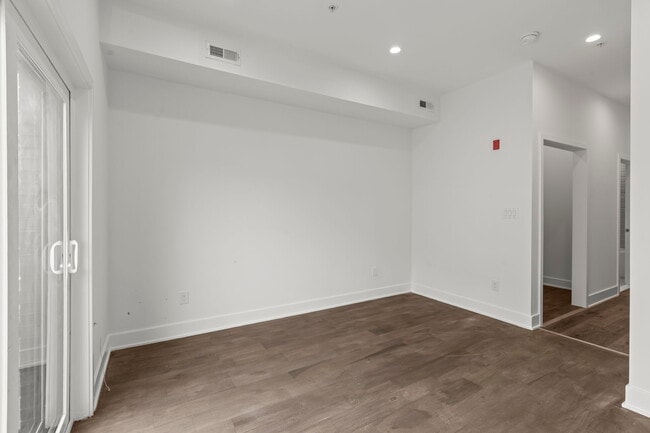 Building Photo - 1244 S 20th St