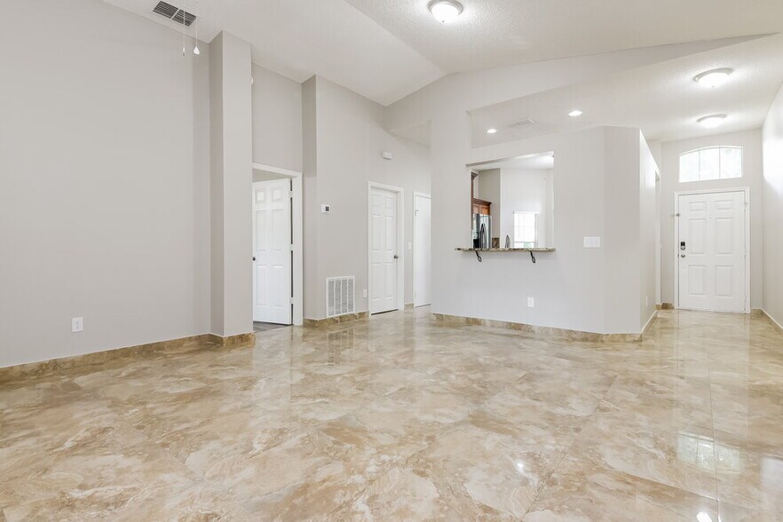 Building Photo - 1232 Lake Piedmont Cir