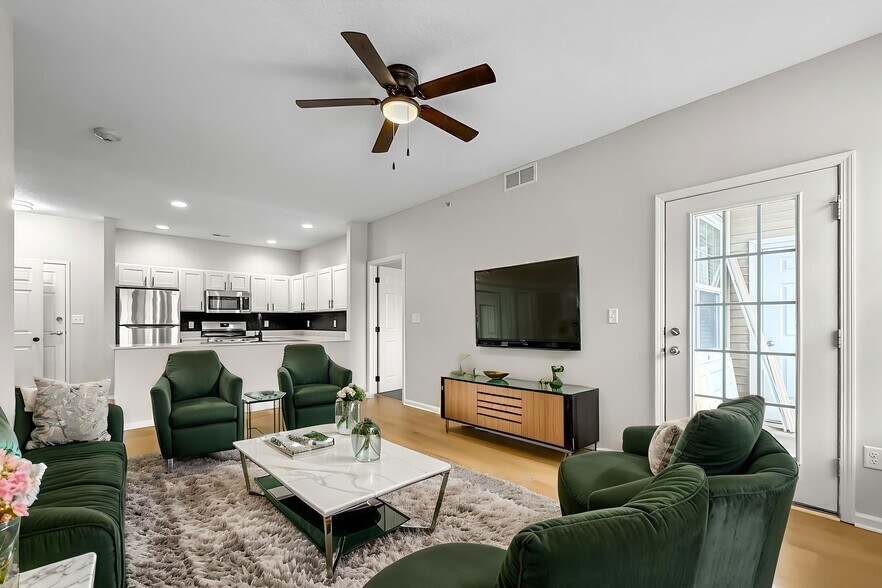 Newly Renovated Living Room - Pointe 28