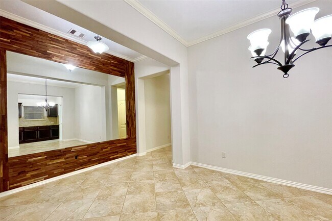 Building Photo - 24502 Forenza Ct