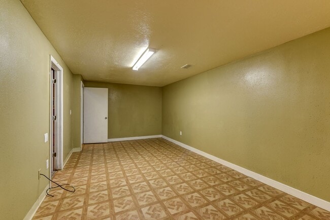Building Photo - 3873 W 89th Way