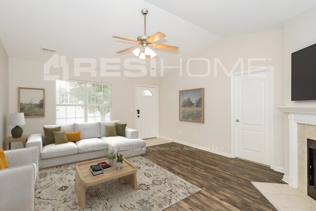 Building Photo - 116 Meadow Green Dr