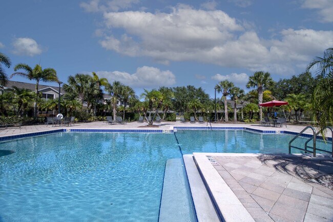 Building Photo - 2 Bedroom Condo in Lakewood Ranch