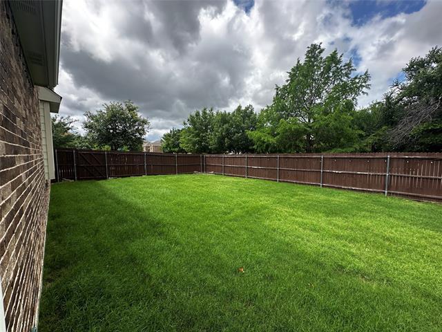 Building Photo - 14524 Marigold Dr