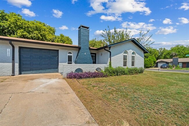Building Photo - 1810 Mearns Meadow Blvd