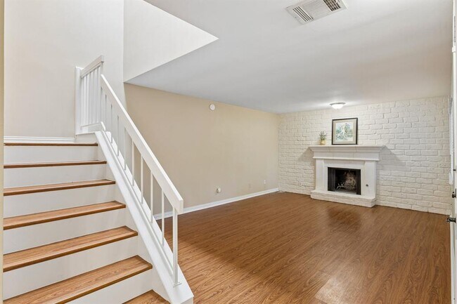 Building Photo - 8340 Fathom Cir