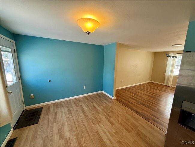 Building Photo - 8497 Chinkapin Cir