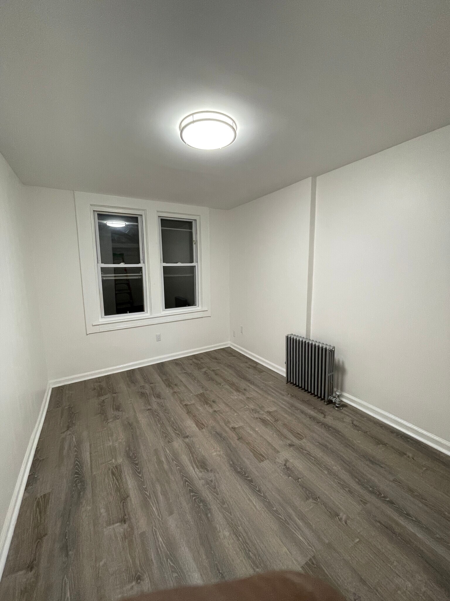 Building Photo - 526 N 5th St