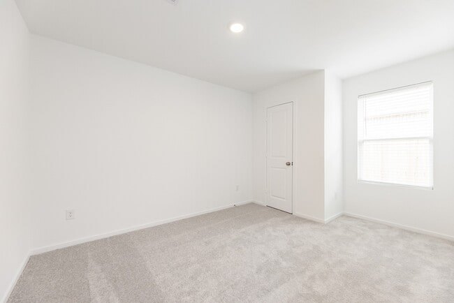 Building Photo - 6831 Lantana Leaf Ln