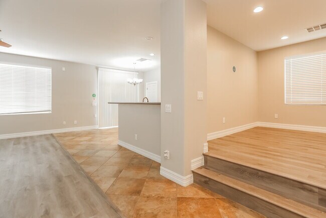 Building Photo - 5809 Magic Oak St