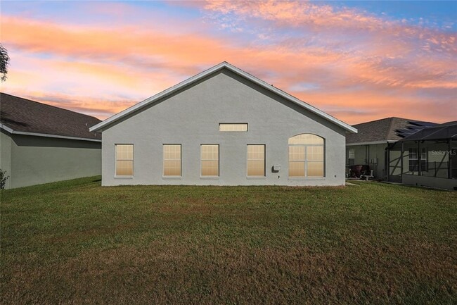 Building Photo - 235 Royal Palm Dr