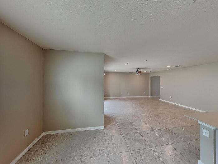 Building Photo - 837 Rivers Crossing St