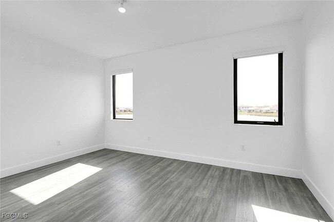 Building Photo - 5316 Marano Dr