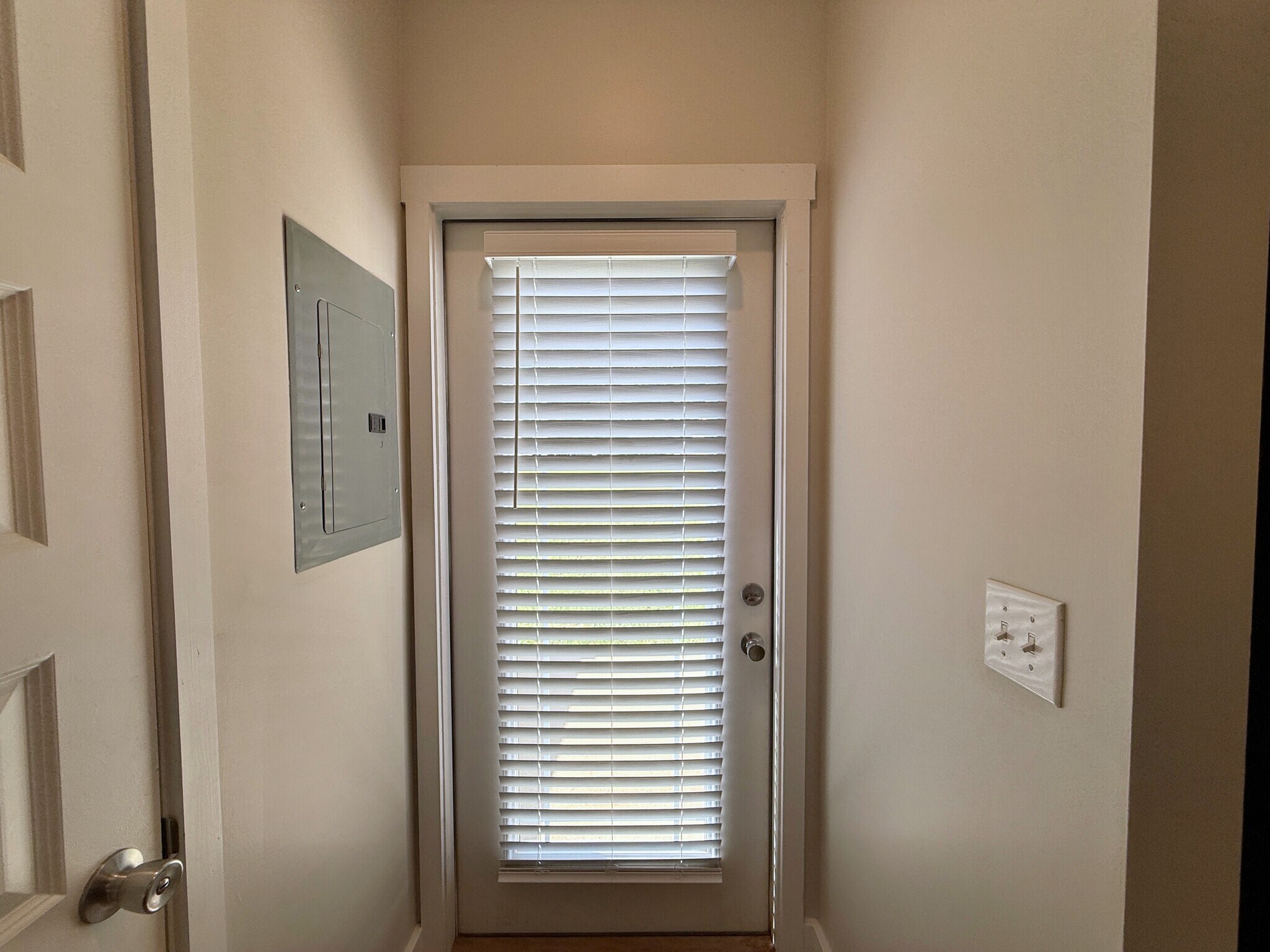 Easy access to your private outdoor space. - 3010 Bellflower Cir