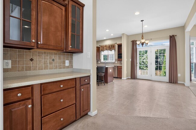 Building Photo - 44331 Apache Cir