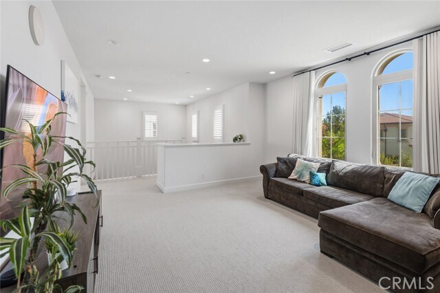 Building Photo - 61 Furlong