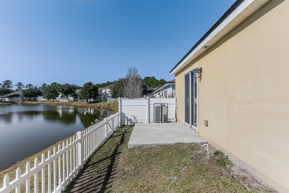 Building Photo - 3830 Julia Marie Drive