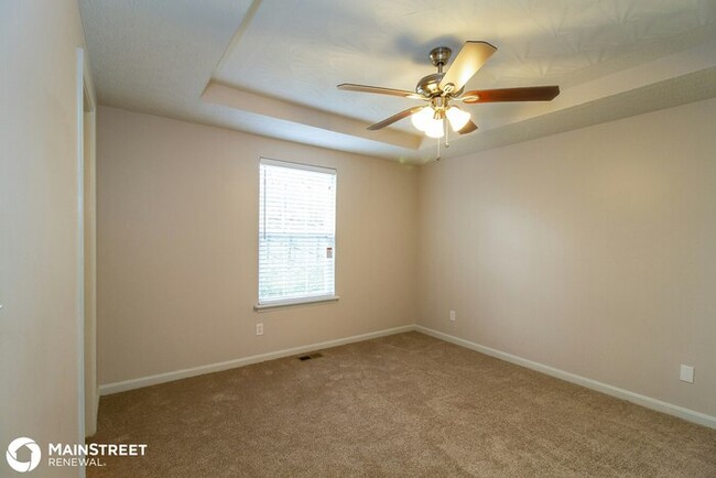 Building Photo - 9010 Sagebrush Ct