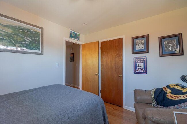 Building Photo - 760 39th St