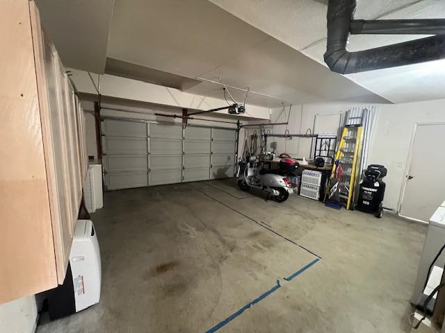 Building Photo - 1137 Avenida Sobrina