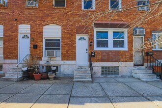 Building Photo - 308 S Macon St.
