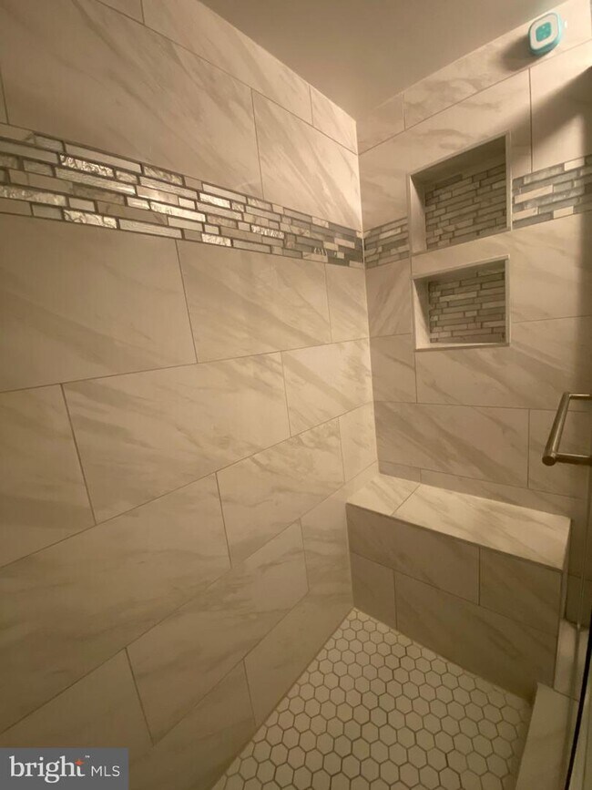 Building Photo - 3713 S George Mason Dr