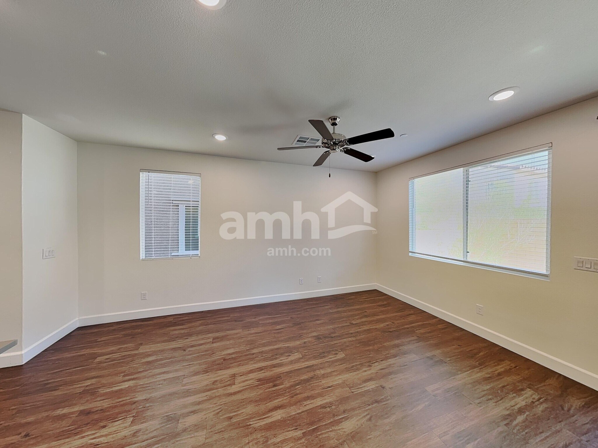 Building Photo - 290 Austin Bellerose Pl