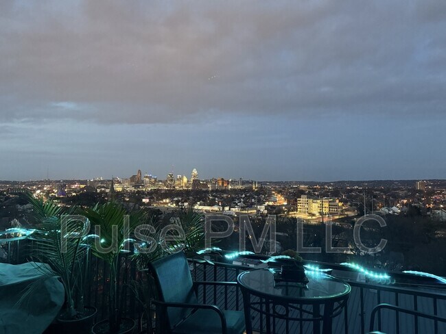 Building Photo - 1226 Grays Peak