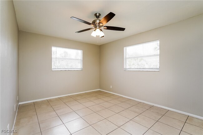 Building Photo - 7323 Barragan Rd
