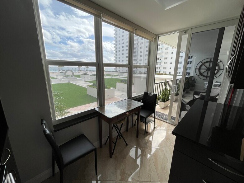 Building Photo - 4280 Galt Ocean Dr., Apt. 2C