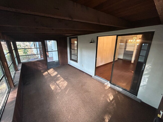 Building Photo - Spacious 3-Bedroom Home with Fenced Yard &...