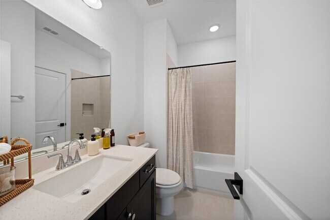 Building Photo - 8207 Boundary Waters Dr