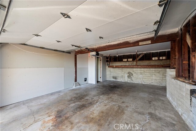 Building Photo - 135 High Dr