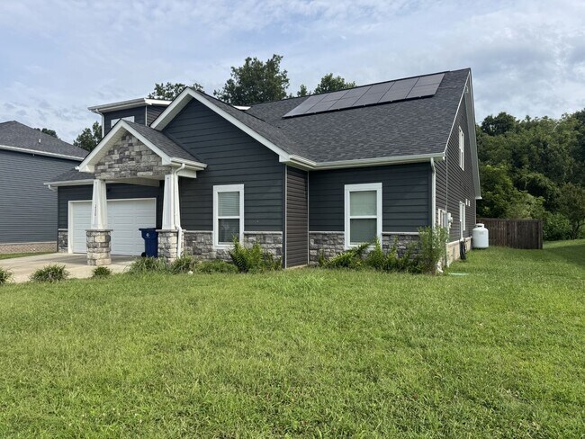 Building Photo - 280 Bluebriar Trace