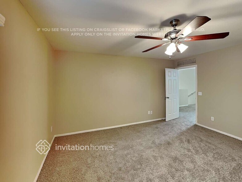 Building Photo - 30546 N Honeysuckle Dr