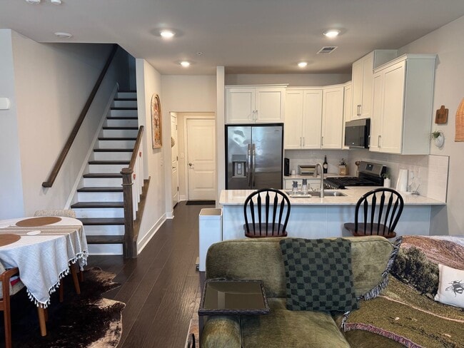 Building Photo - Beautiful SteelPointe 2 Bedroom 1.5 Bath Townhome for Rent in Phoenixville $2,690/month
