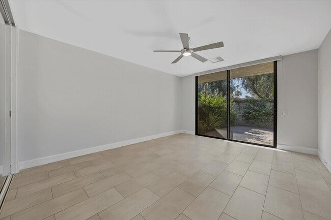 Building Photo - 47 Cornell Dr