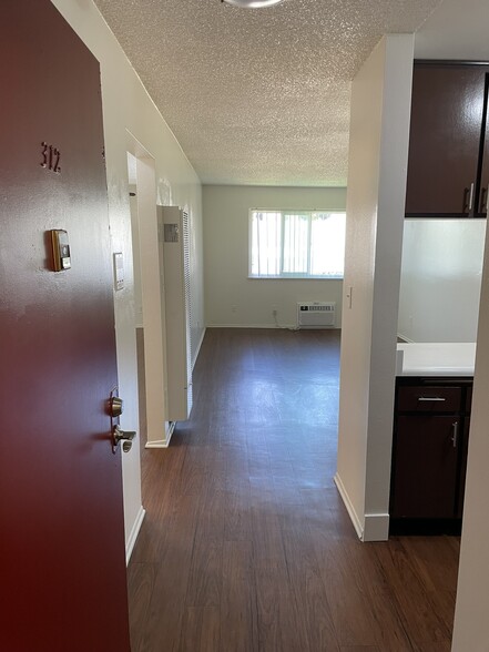 Unit 312 Entry View - La Villa Mesa